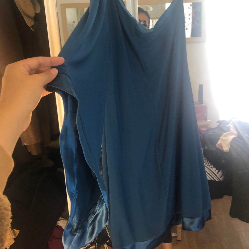 Dress - Picture 4 of 4